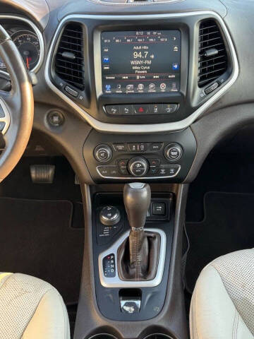 2017 Jeep Cherokee Overland