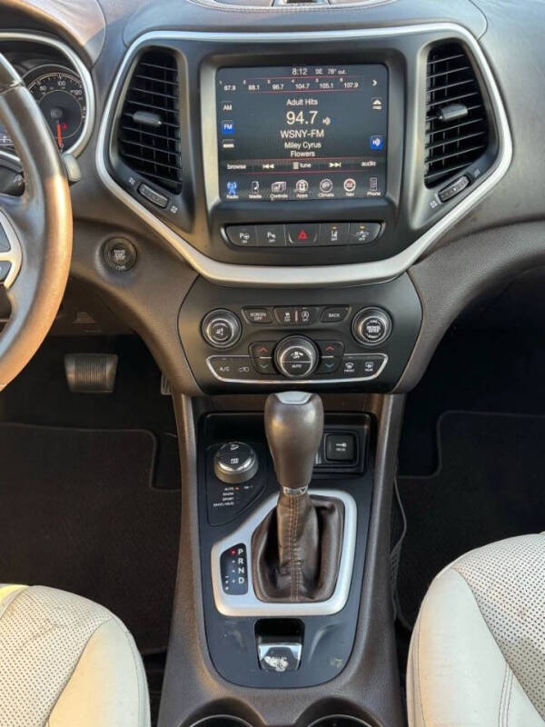 2017 Jeep Cherokee Overland