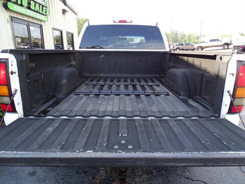 2005 GMC Sierra 2500HD