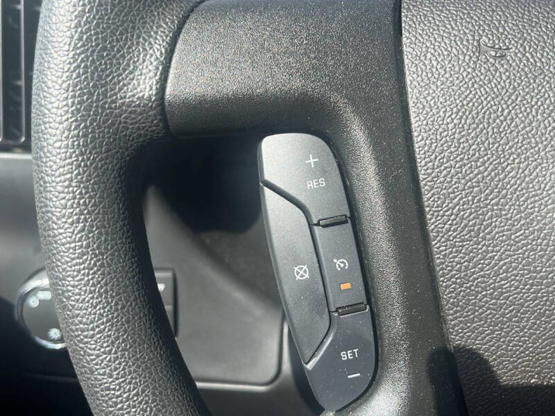 2024 Chevrolet Express LS 3500