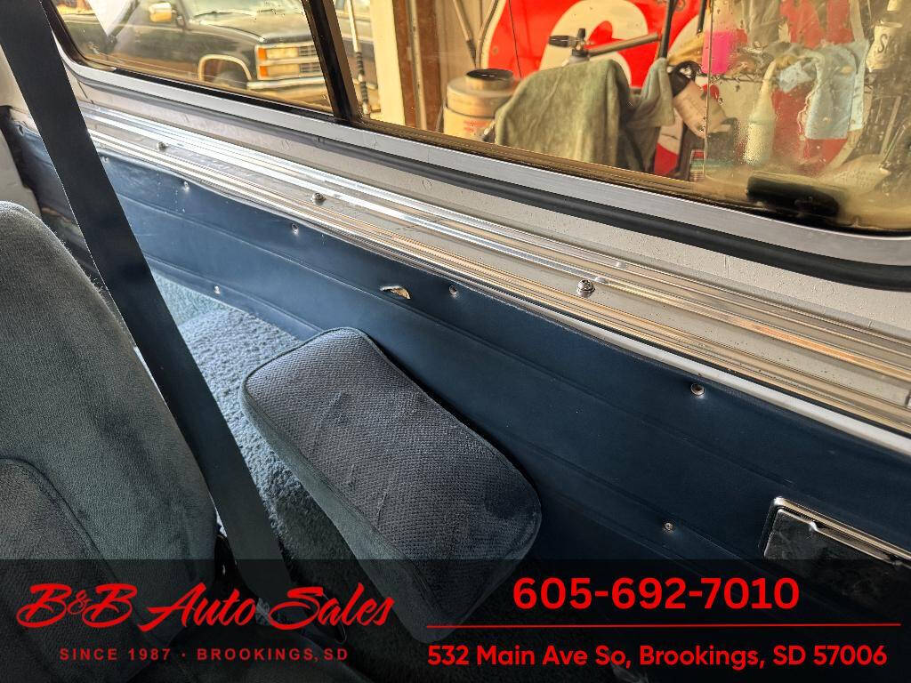 1990 GMC Jimmy 24
