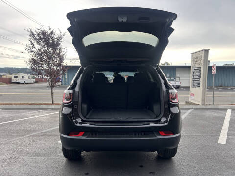 2024 Jeep Compass Sport