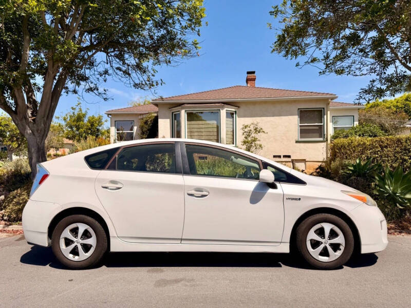2014 Toyota Prius Three