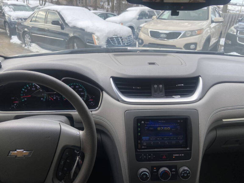 2013 Chevrolet Traverse LS