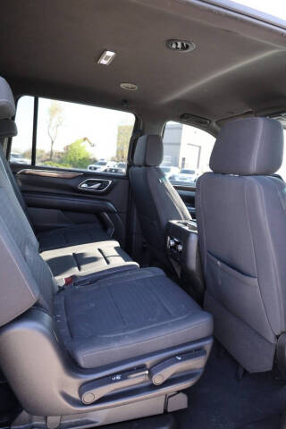 2022 GMC Yukon XL SLE