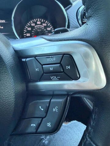 2015 Ford Mustang V6