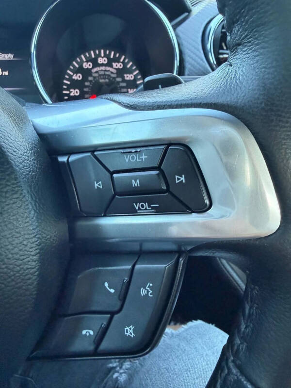 2015 Ford Mustang V6