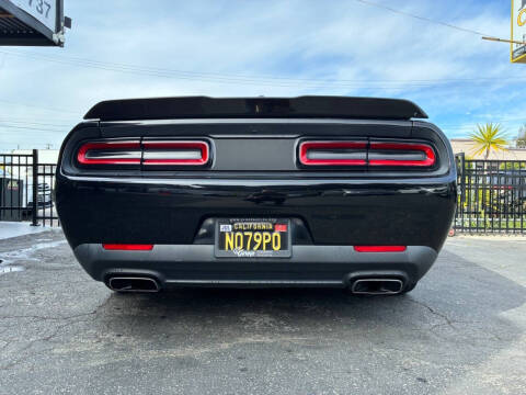 2017 Dodge Challenger R/T
