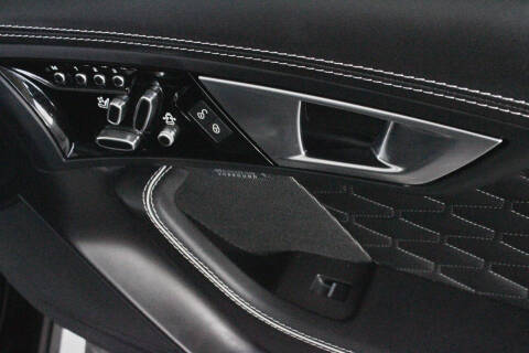 2017 Jaguar F-TYPE SVR