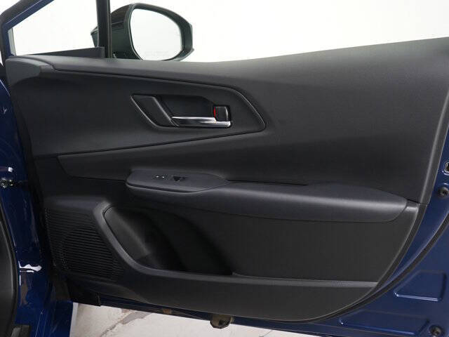 2025 Toyota Prius Plug-in Hybrid XSE