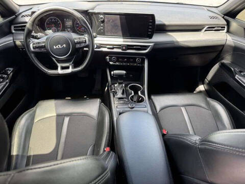 2023 Kia K5