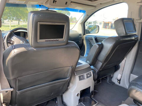 2004 Nissan Armada LE