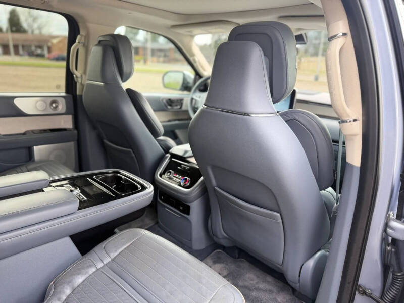2018 Lincoln Navigator Black Label