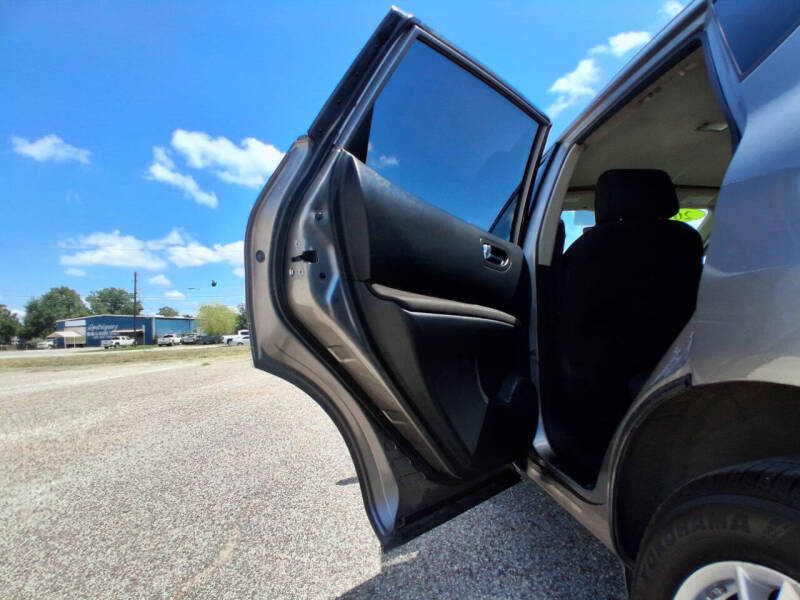 2011 Nissan Rogue SV