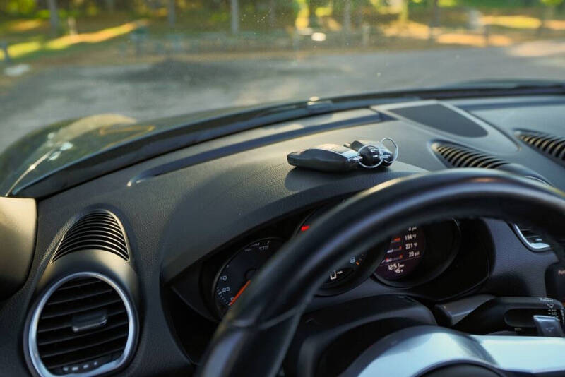 2021 Porsche 718 Boxster