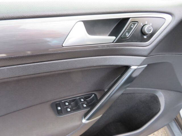 2018 Volkswagen Golf