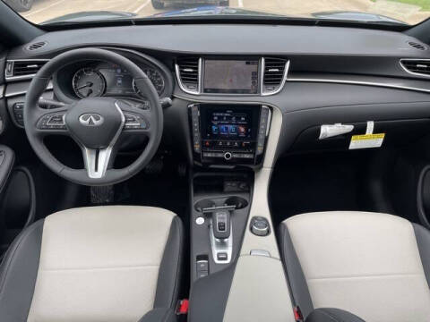 2025 Infiniti QX55 Essential