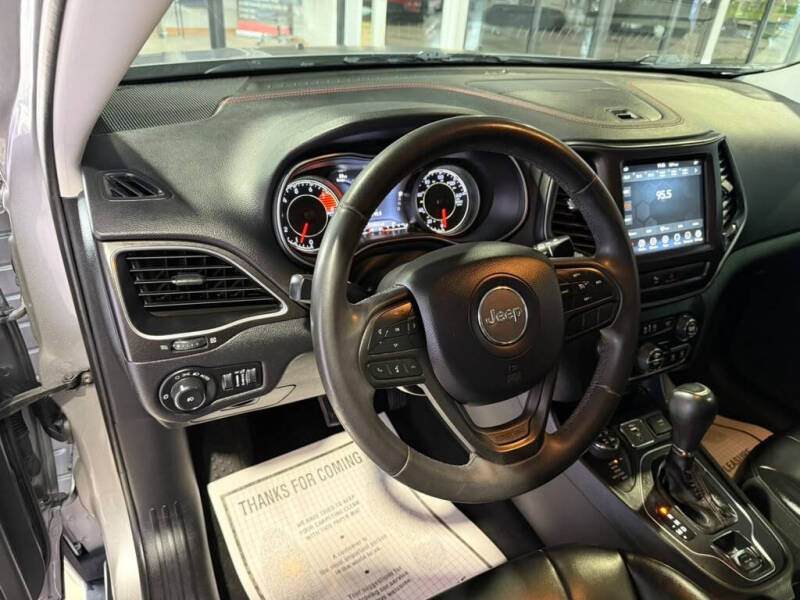 2020 Jeep Cherokee Trailhawk