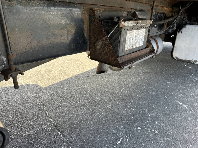 2007 Freightliner M2 106