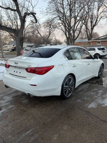 2015 Infiniti Q50 Premium