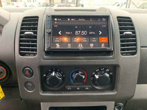 2012 Nissan Pathfinder Silver Edition