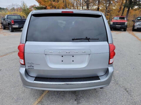 2016 Dodge Grand Caravan SE