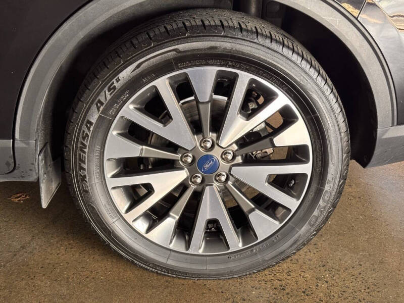 2020 Ford Escape Hybrid Titanium