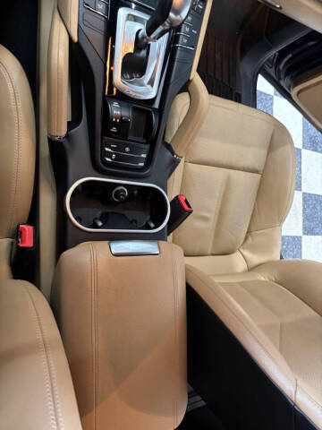 2017 Porsche Cayenne
