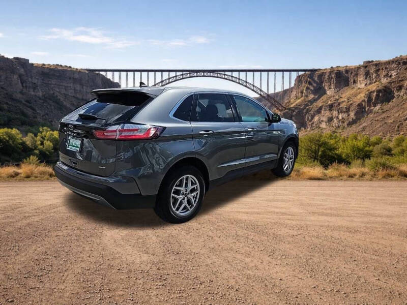 2024 Ford Edge