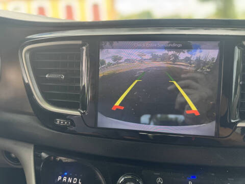 2018 Chrysler Pacifica Touring L