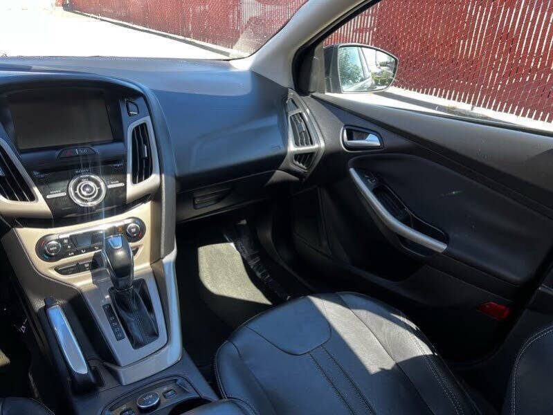 2012 Ford Focus SEL