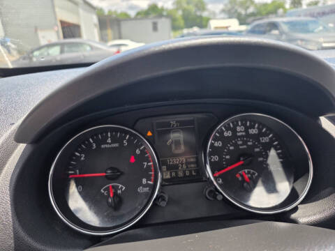 2015 Nissan Rogue Select S