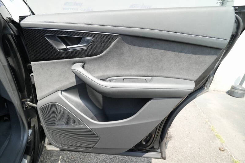 2022 Audi SQ8 4.0T quattro Prestige