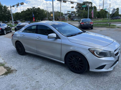 2014 Mercedes-Benz CLA for sale at Auto Outlet Inc. in Houston TX
