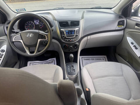 2016 Hyundai Accent SE