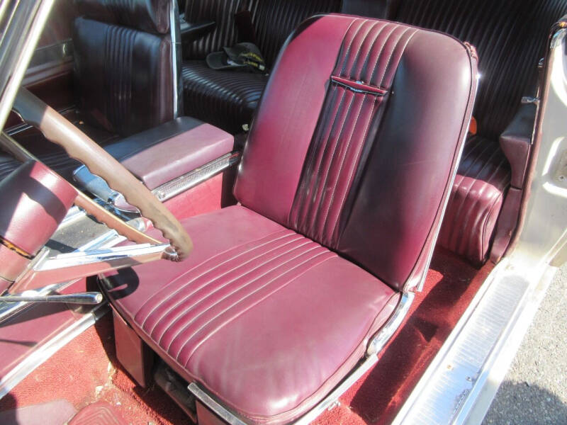 1965 Ford Thunderbird