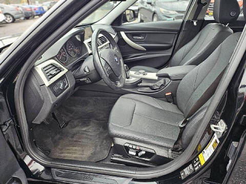 2018 BMW 3 Series 320i xDrive