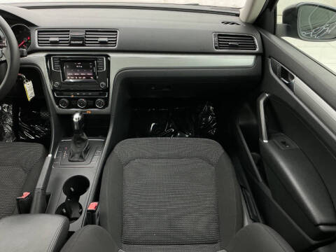 2018 Volkswagen Passat 2.0T S