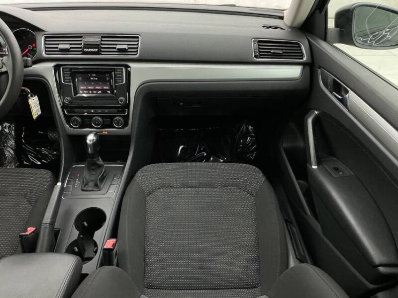 2018 Volkswagen Passat 2.0T S