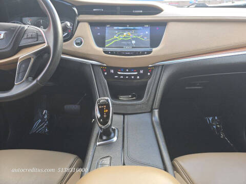 2018 Cadillac XT5 Platinum