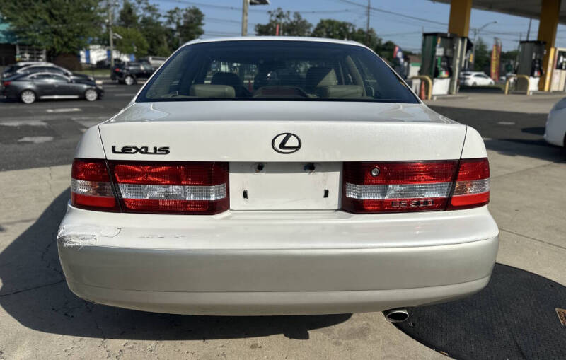 2000 Lexus ES 300