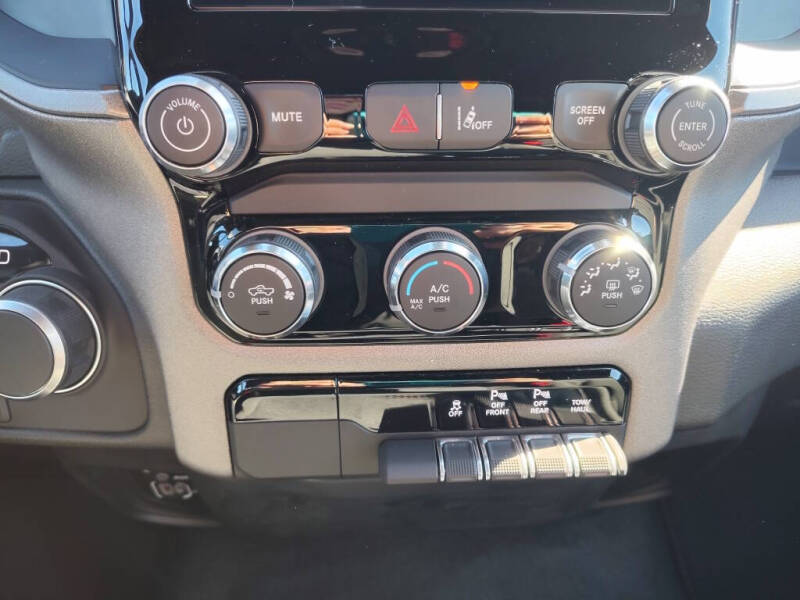 2026 RAM 1500 Express