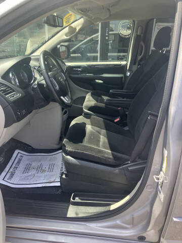 2017 Dodge Grand Caravan SE