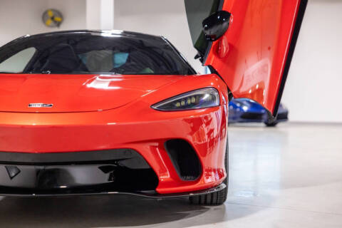 2023 McLaren GT