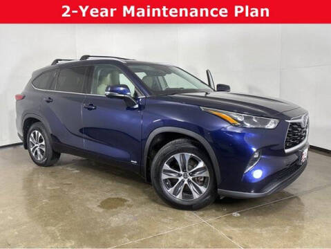 2022 Toyota Highlander Hybrid XLE