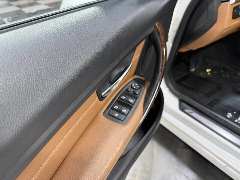 2014 BMW 3 Series 328i xDrive