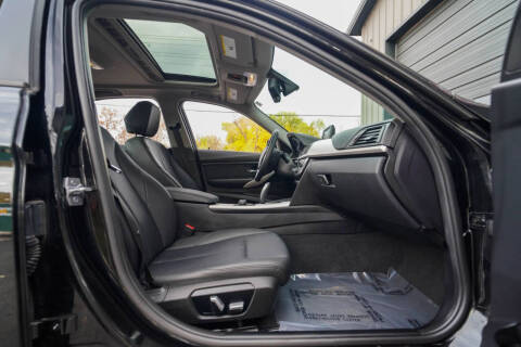 2018 BMW 3 Series 320i xDrive