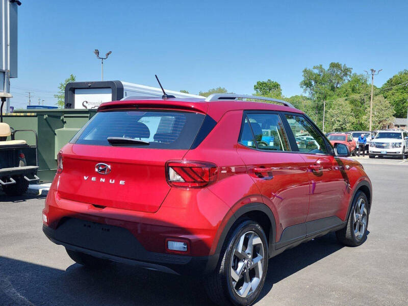 2025 Hyundai Venue SEL