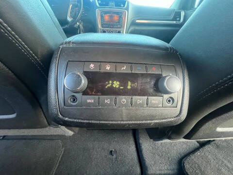 2016 GMC Acadia Denali