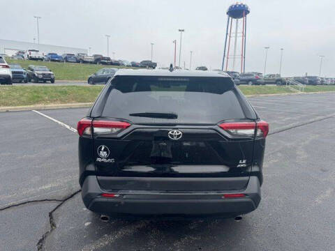 2023 Toyota RAV4 LE